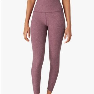 Beyond Yoga Caught in The Midi High Waisted leggings/ Pale Plum Heather